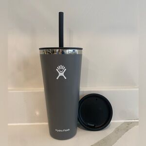 New Hydro Flask 32 oz Tumbler